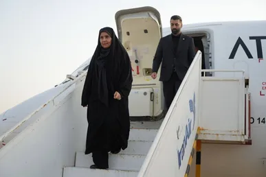 وزیر راه برای تقویت دالان‌های حمل و نقل کالا وارد قزاقستان شد