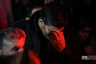 مراسم وداع با پیکر شهدای ناوشکن دنا در میدان تجریش تهران