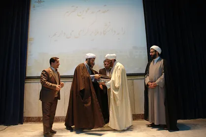 آیین تکریم و معارفه مسئول نهاد نمایندگی دانشگاه ملایر برگزار شد