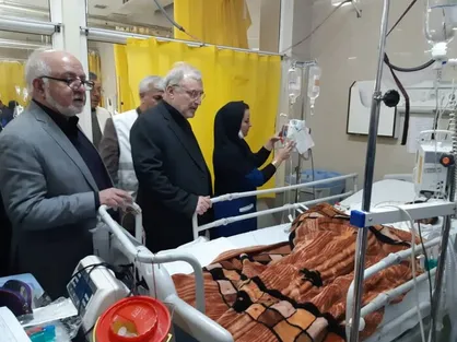 وزیر بهداشت تعداد مصدمان حادثه کرمان را ۲۰۰ نفر اعلام کرد