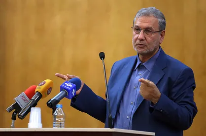 مشکل هپکو این است که خریدار کم شده یا وجود ندارد / یک بانک&zwnj; را مکلف به پرداخت حقوق عقب مانده کارگران کردیم