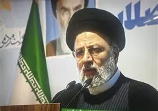 حضور رئیس‌جمهور در جمع مردم شهرستان مرزی مراوه‌تپه + فیلم و عکس