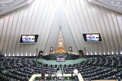 توضیحات عراقچی درباره نامه رئیس جمهور آمریکا در جلسه کمیسیون امنیت ملی