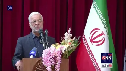 مومنی: در برنامه دولت واگذاری اختیارات به استانداران است