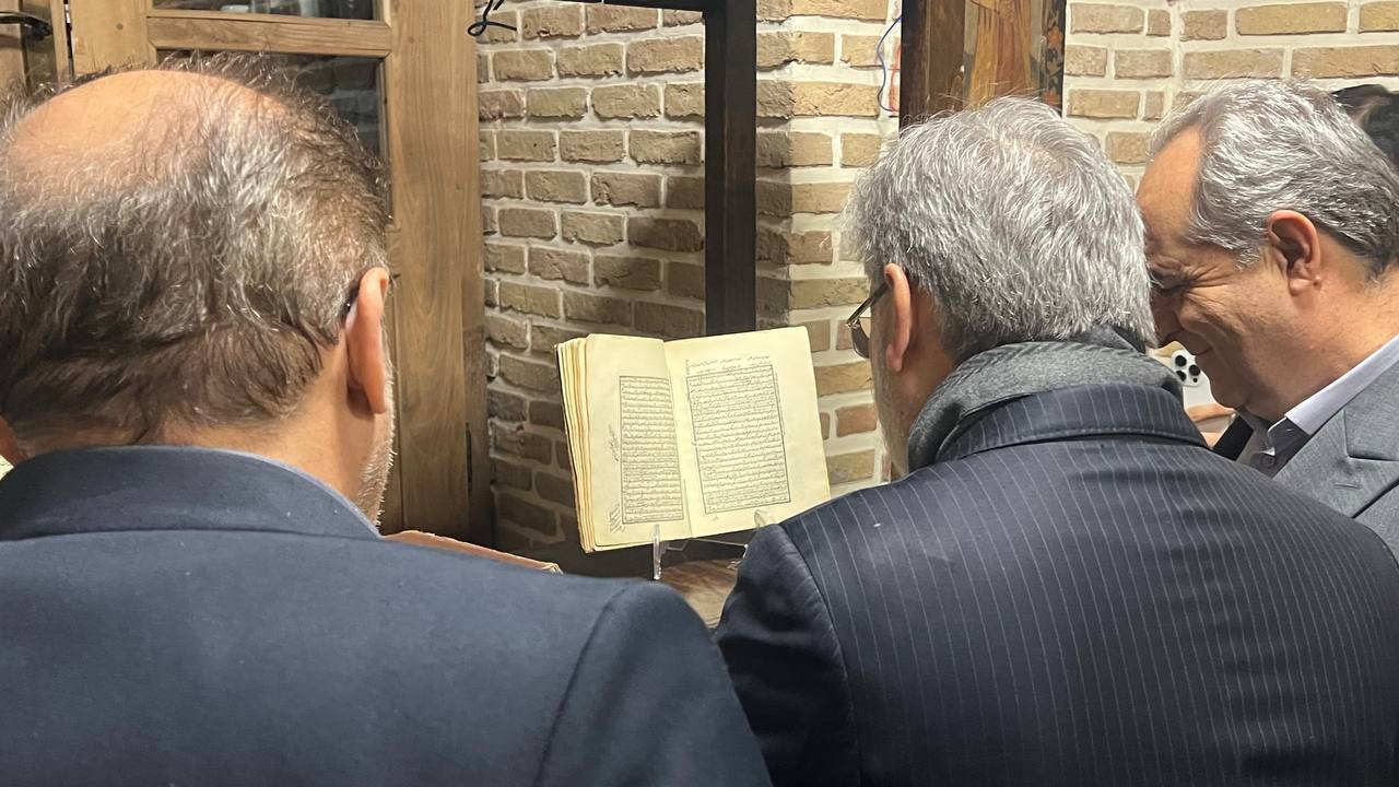 وزیر علوم