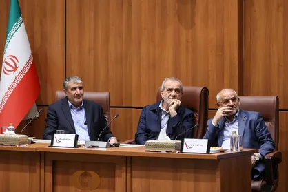 پزشکیان: نگاهی که دشمنان در مورد صنعت هسته&zwnj;ای ایران القا می&zwnj;کنند درست نیست + فیلم