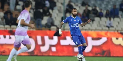 چشمی: اگر پرسپولیسی&zwnj;ها مرد هستند به باشگاه خودشان کمک کنند و از آپشن&zwnj;ها بگذرند!