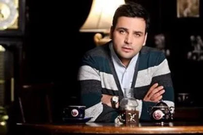 واکنش &laquo;احسان علیخانی&raquo; به شهادت سردار سلیمانی +عکس