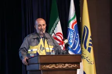 مسئولان در اتاق‌های خود را به روی مردم باز بگذارند