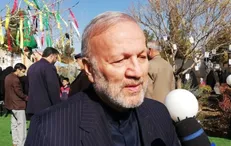 ملت ایران هر حرکت مغایر با مسیر انقلاب را نفی می‌کند