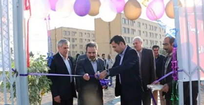 زمین چمن مصنوعی دانشگاه شهید مدنی به بهره&zwnj;برداری رسید