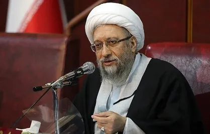 آملی لاریجانی: مصوبات مجمع تشخیص مصلحت نظام باید در مسیر بن&zwnj;بست شکنی باشد