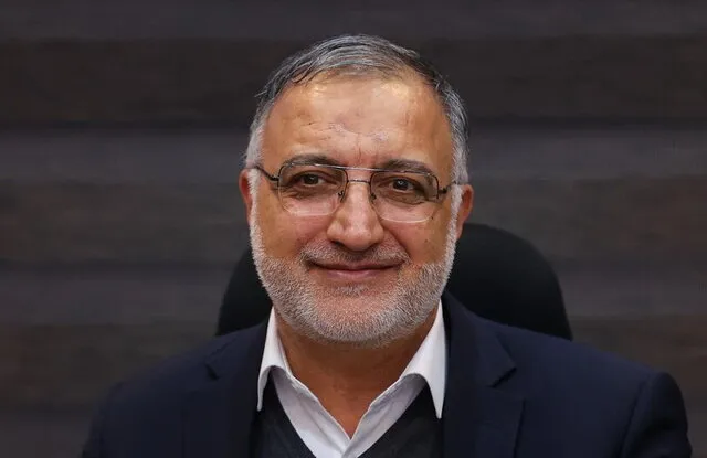 زاکانی: قیمت ۱۲ قلم کالای اساسی تا ۶ ماه ثابت می‌ماند؛ از آبان ۱۵ قلم می‌شود + فیلم