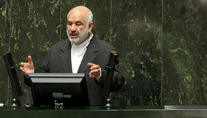 کارگران امنیت شغلی ندارند/سازمان تامین اجتماعی حیاط خلوت دولت&zwnj;ها شده است