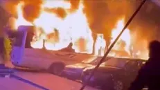 حمله به آمبولانس‌هایی که برای نجات جان مردم اعزام شده بودند