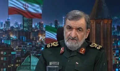 محسن رضایی: دست نیرو‌های مسلح همچنان روی ماشه است