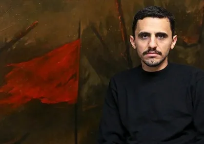 خالق نقاشی معروف شهید حججی از نوحه مورد علاقه&zwnj;اش می&zwnj;گوید