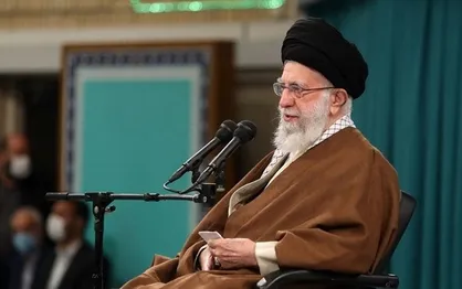 رهبر انقلاب: کلمه &laquo;حج&raquo; باید تداعی کننده &laquo;تمدن سازی&raquo; و &laquo;اتحاد امت اسلامی&raquo; باشد/ حرکت عظیم برائت از مشرکین ادامه یابد