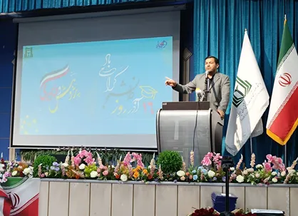 باید گفتمان انقلابی در دانشگاه فراگیر شود/ مهمترین رسالت جنبش دانشجویی، روشنگری است