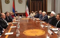 روحانی: توسعه روابط با کشور‌های همسایه از اصول سیاست خارجی ایران است