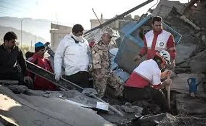 جهادگران بسیج دانشجویی دانشگاه آزاد اصفهان آماده خدمت به مناطق زلزله زده هستند