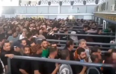 انبوه جمعیت عزاداران حسینی در گیت‌های مرز مهران