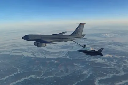 خسارت قابل توجهی به دو هواپیمای سوخت رسان KC-135 آمریکایی