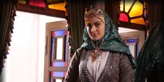 از عذرخواهی نویسنده «بانوی عمارت» درباره یک اشتباه سهوی تا دلایل استقبال مردم