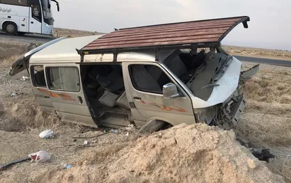 تصادف در ۸ کیلومتری مرز مهران ۱۶ مصدوم بر جا گذاشت