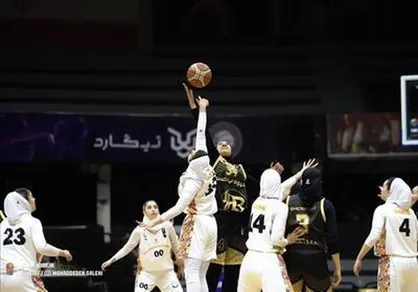 نفت آبادان و استقلال در هفته شانزدهم لیگ بسکتبال بانوان پیروز شدند