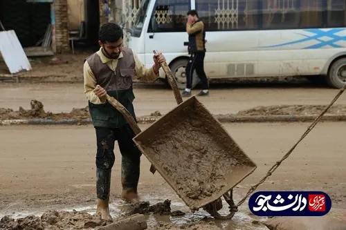 فعالیت جهادگران بسیج دانشجویی کردستان در مناطق سیل زده پلدختر و کوهدشت