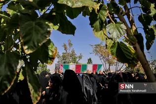 تشییع و تدفین دو شهید گمنام در دانشگاه پیام نور قم