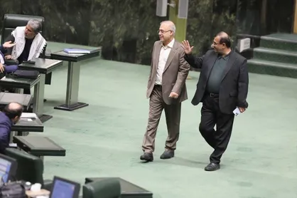 موافقت قانون&zwnj;گذاران با استعفای آشوری تازیانی از مجلس/تغییر ریل خدمت نماینده هرمزگان