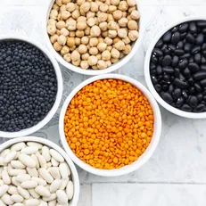 ۱۰ ماده غذایی جادویی برای خداحافظی با یبوست