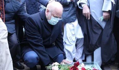 رئیس مجلس به مقام شامخ شهید سلیمانی ادای احترام کرد