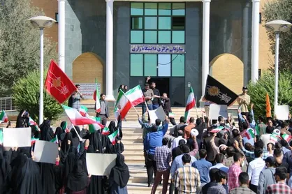 دانشجویان دانشگاه رازی کرمانشاه آشوب&zwnj;های اخیر را محکوم کردند