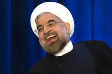 آیا حسن روحانی به سمت اصولگرایان غش کرده است؟