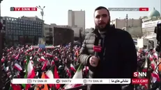 جمعیت فوق العاده مردم در میدان انقلاب حاضر شده است / رفته رفته به جمعیت افزوده می‌شود