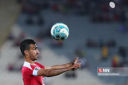 کاپیتان پرسپولیس طلب یک میلیارد و ۱۰۰ میلیون تومانی را بخشید