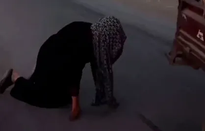 زن آواره فلسطینی، نماد فاجعه انسانی در غزه