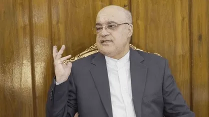 خاطره دیدار سفیر جانباز انفجار پیجر&zwnj;ها در لبنان، با رهبر شهید انقلاب پس از حادثه+فیلم