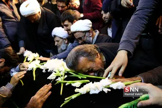مراسم تشییع پیکر جهادگر دانشجو امیرمحمد اژدری در جماران
