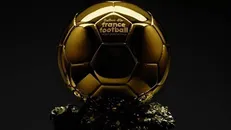 «بالون دور Ballon d'Or»، هر سال عجیب‌تر از پارسال / آیا واقعاً مسی لایق‌تر از بنزما، رونالدو، امباپه، هالند و ... بود؟!
