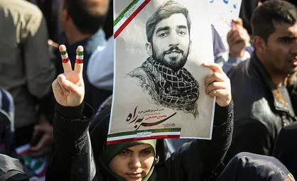 تمرکز خبرگزاری فرانسه بر سخنرانی روحانی در راهپیمایی ۲۲ بهمن