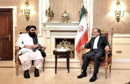 دیدار عراقچی با سرپرست وزارت خارجه افغانستان