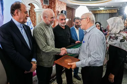 مراسم بزرگداشت روز خبرنگار با حضور قالیباف برگزار شد