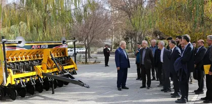نخستین دستگاه کارنده دیسکی کشت مستقیم بومی&zwnj;سازی شده در دانشگاه تهران رونمایی شد