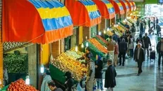 تامین کالا‌های اساسی پایتخت نشینان در شرایط بحرانی