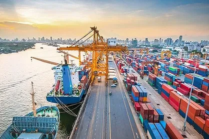 پیشنهاد رئیس اتاق بازرگانی تهران به دولت برای کاهش رسوب کالا