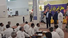 تمسک به قرآن راه نجات حقیقی انسانهاست